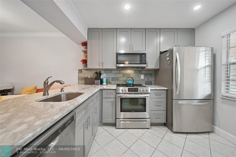 Property Photo:  1203 Bahama Bnd D2  FL 33066 