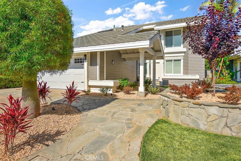 Property Photo:  6 Rainstar  CA 92614 