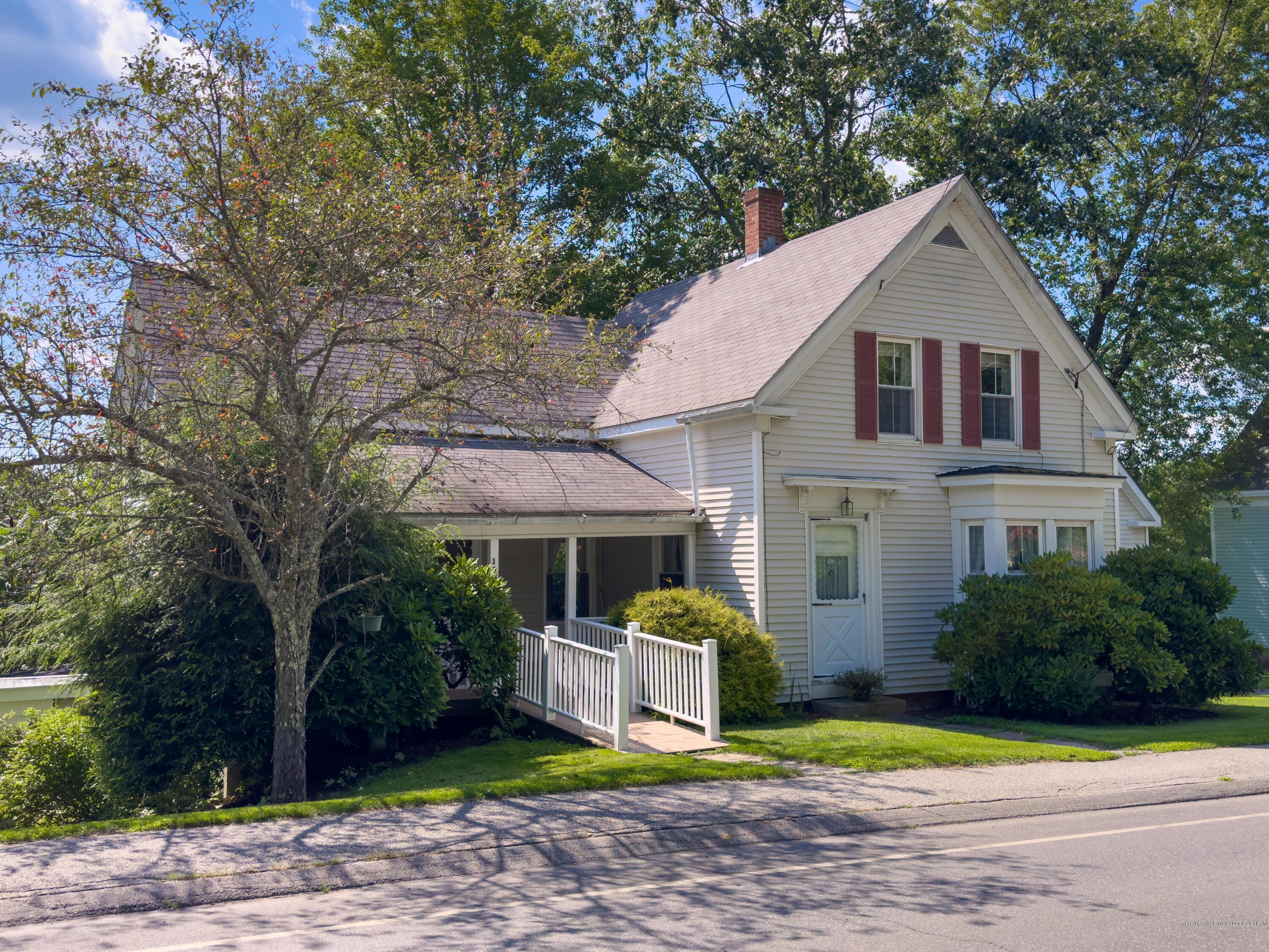 Property Photo:  195 Friendship Road  ME 04572 