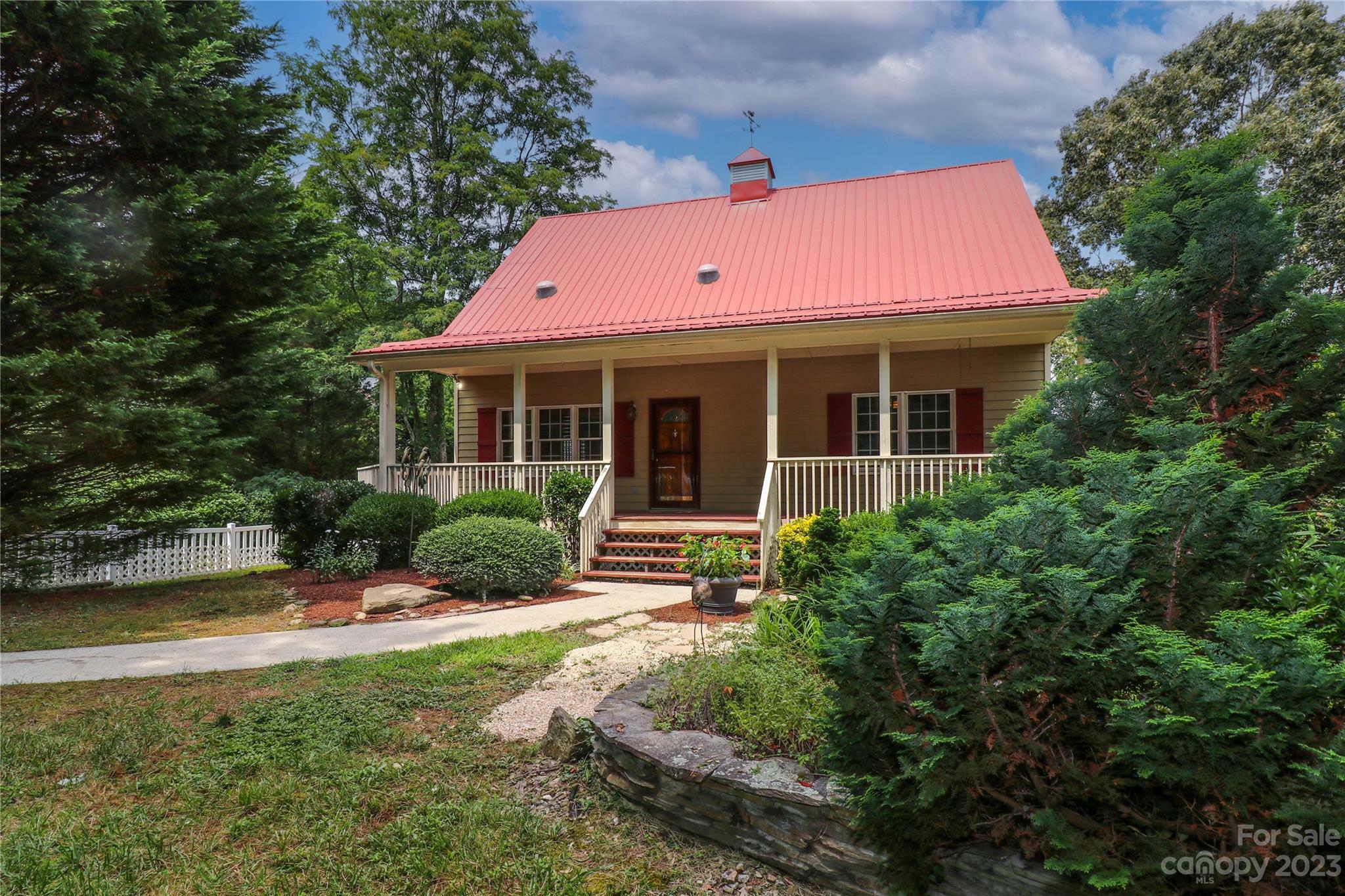 Property Photo: 217 Daniel Drive NC 28739