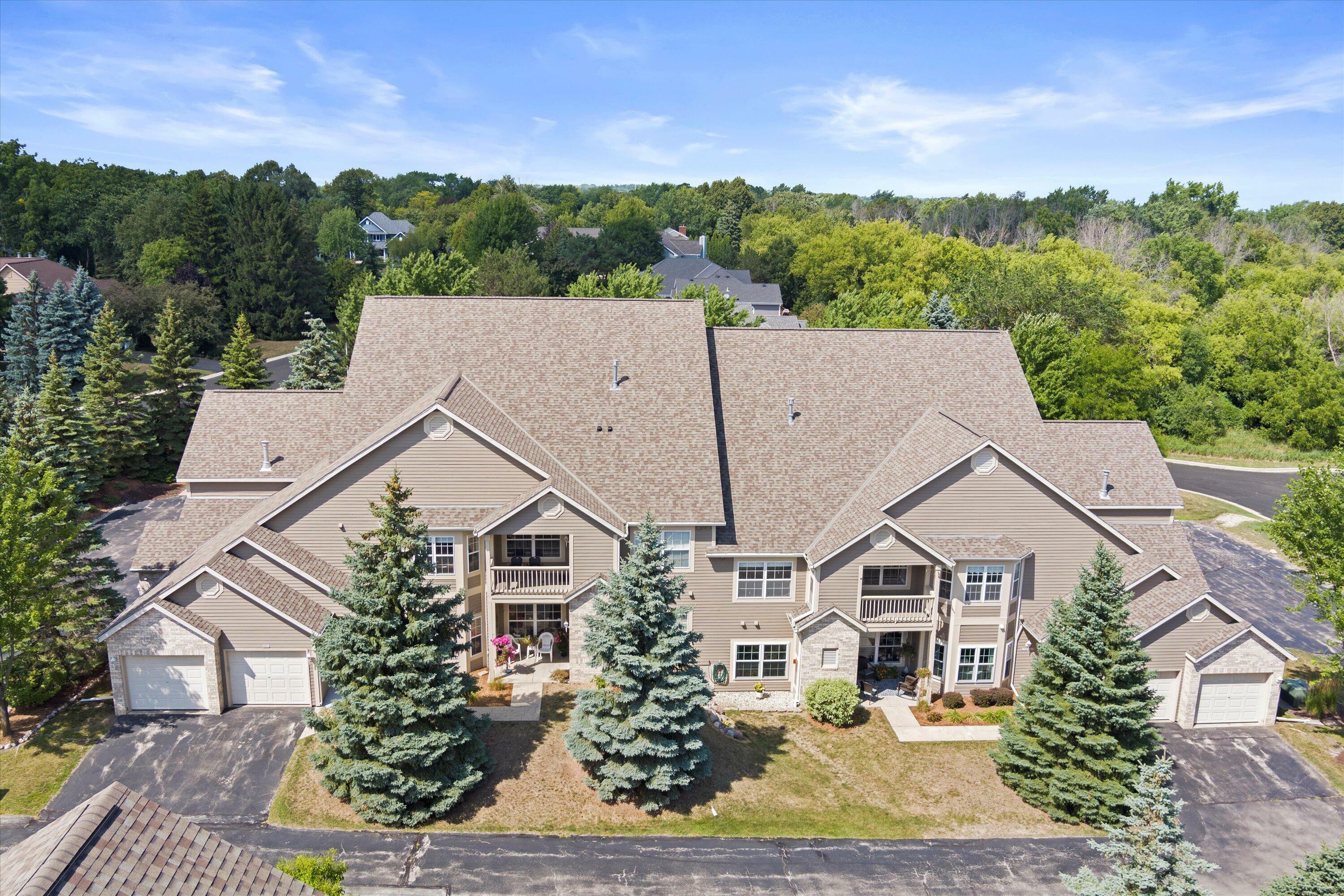 Property Photo: W159n4878 Graysland Dr WI 53051