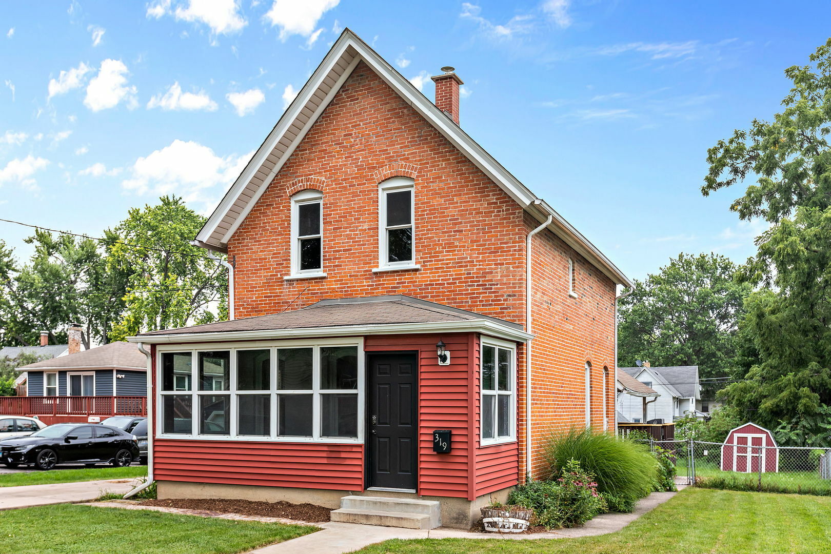 Property Photo:  319 Wabash Street  IL 60123 