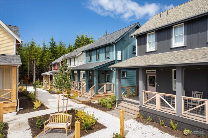 Property Photo:  453 E Compass Street  WA 98571 