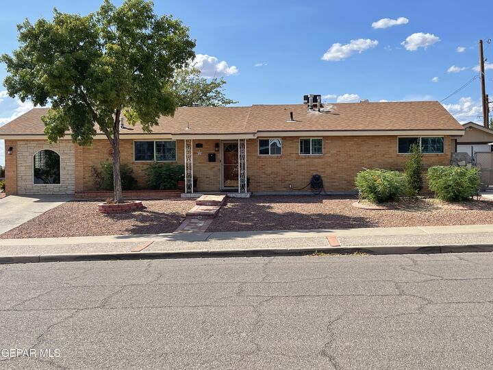 6029 Cabrillo Drive  El Paso TX 79912 photo