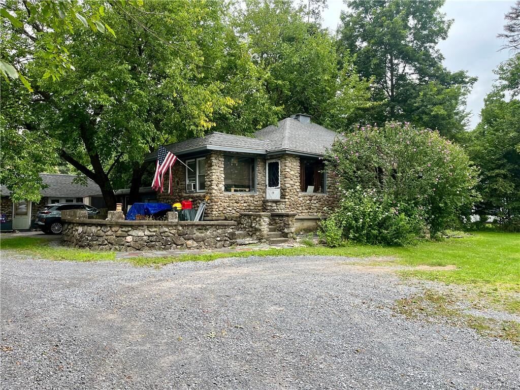 7 bed Newburgh home for sale 19 Innis Avenue, Newburgh, NY 12550