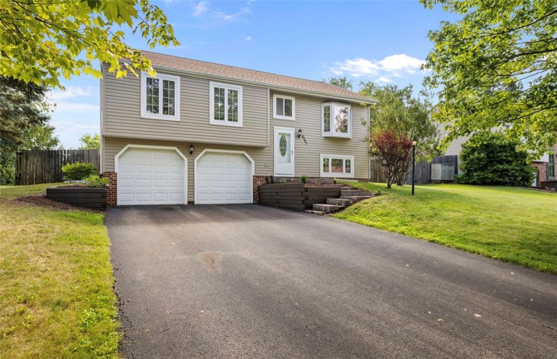 Property Photo:  4721 Valleyfield Dr  PA 15101 
