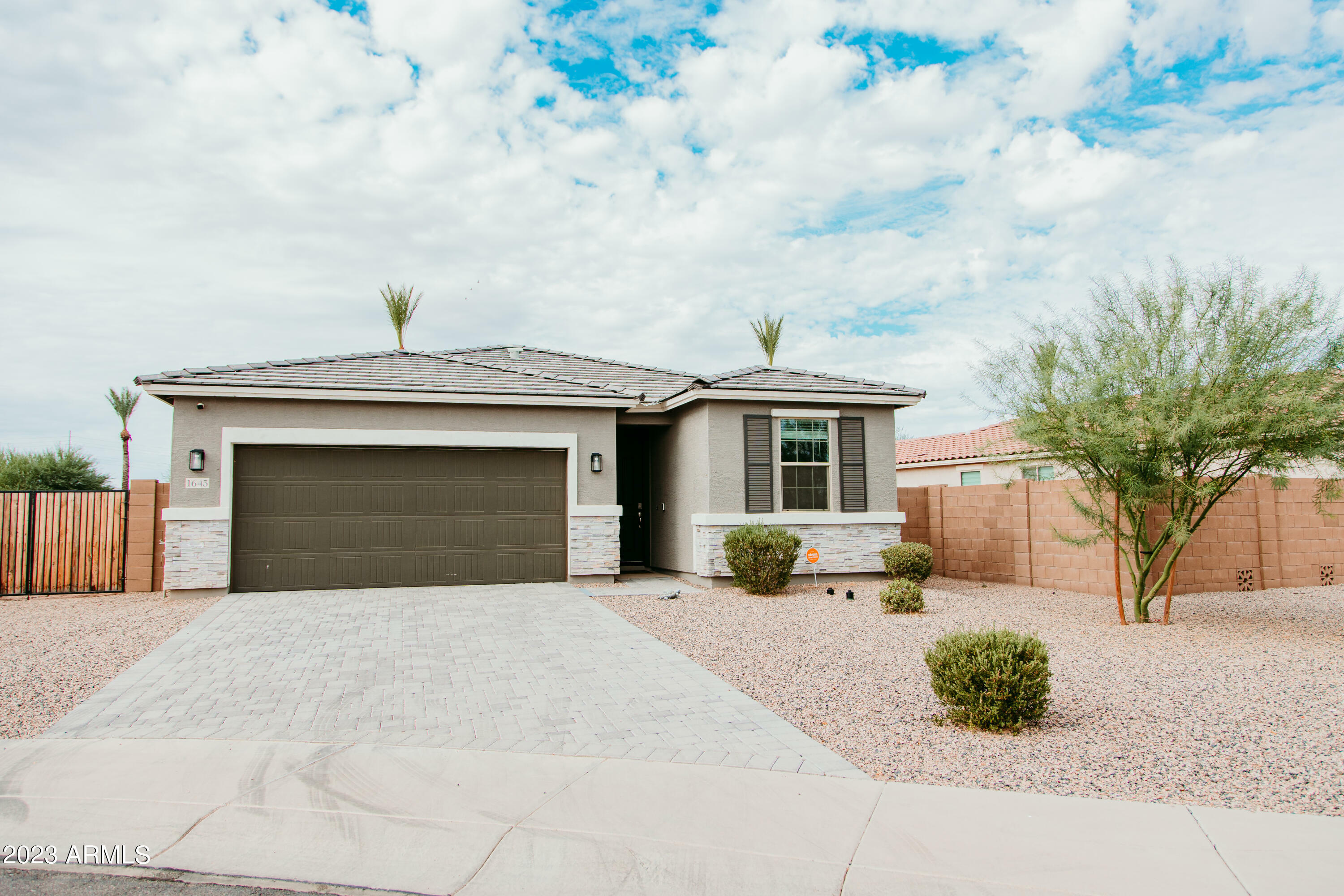 Property Photo:  1643 N Hester Trail  AZ 85122 