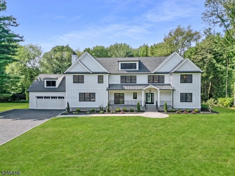 Property Photo:  1152 Lenape Way  NJ 07076 