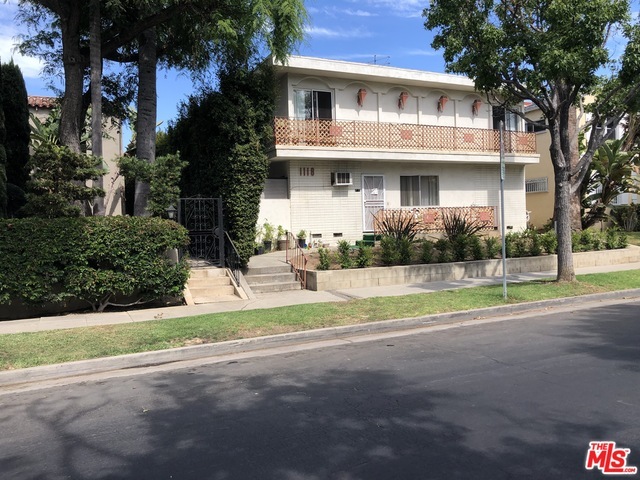 Property Photo:  1118  S Rexford Dr 2  CA 90035 