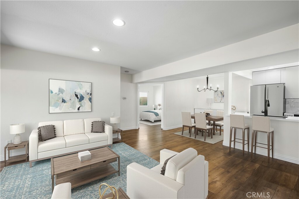 Property Photo:  25671 Le Parc 73  CA 92630 