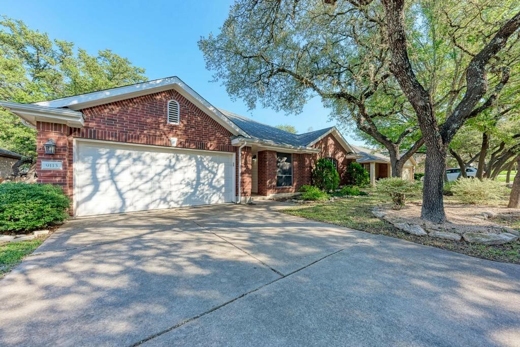 Property Photo:  9113 Edwardson Lane  TX 78749 