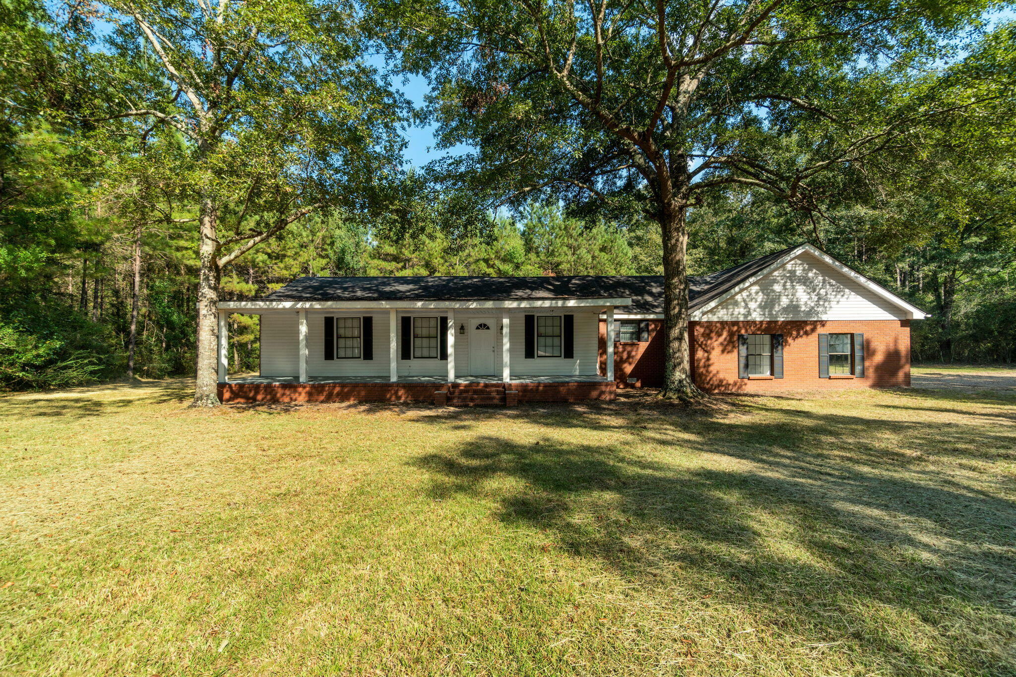 Property Photo:  534 Jackson Rd.  MS 39402 