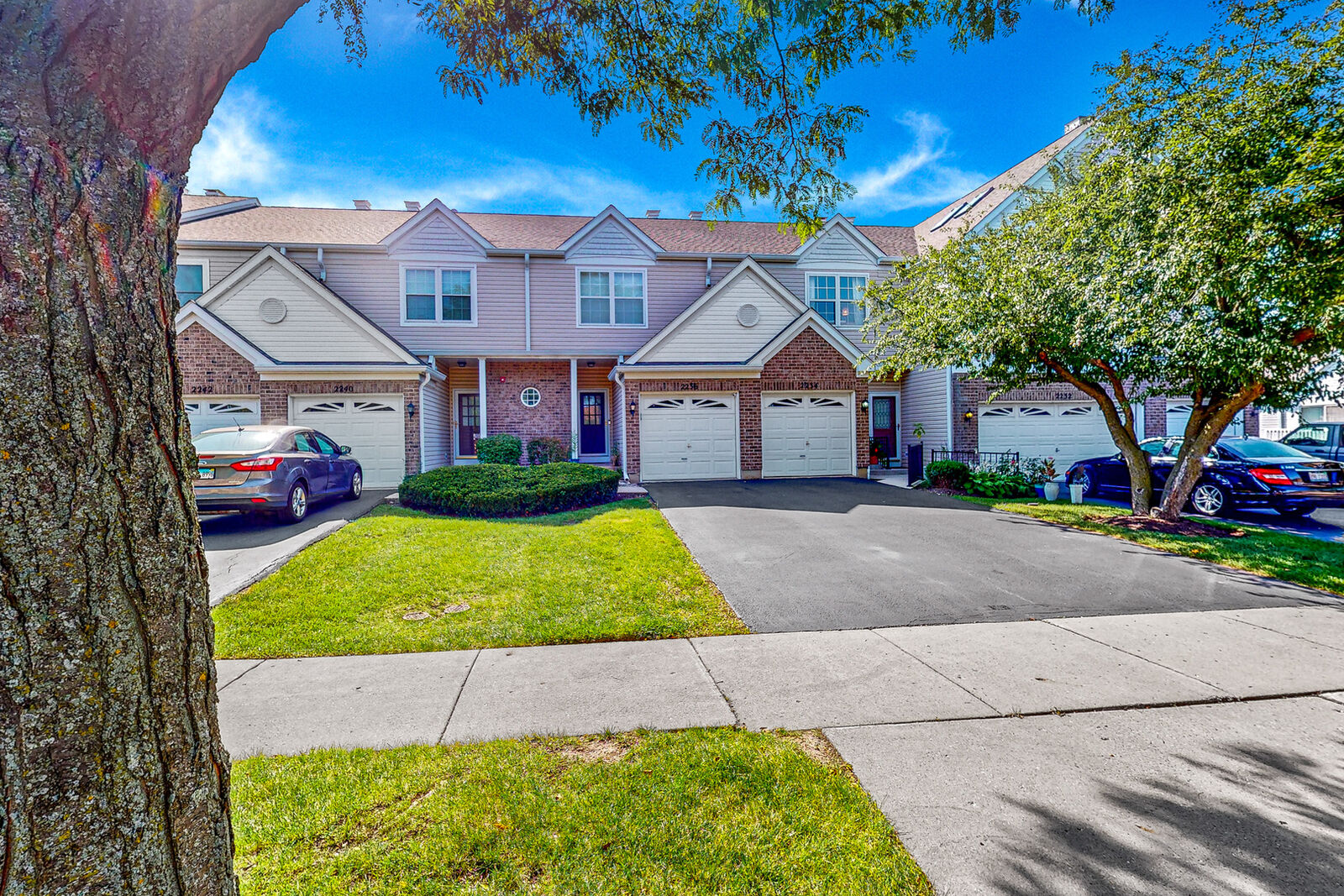 Property Photo: 2234 S Lincoln Street IL 60148