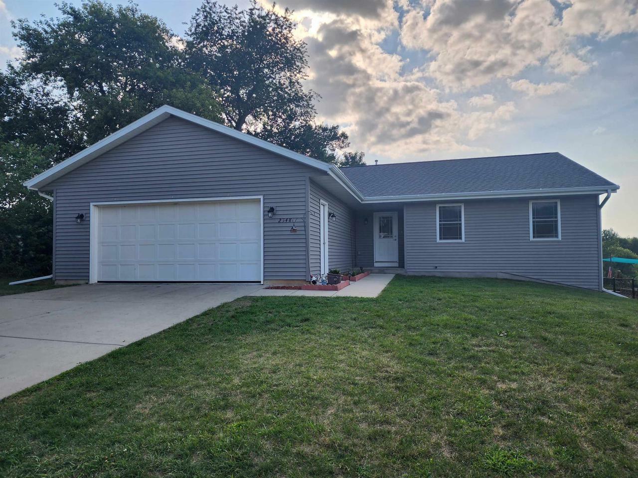 Property Photo: 2548 South Terrace Street WI 53546