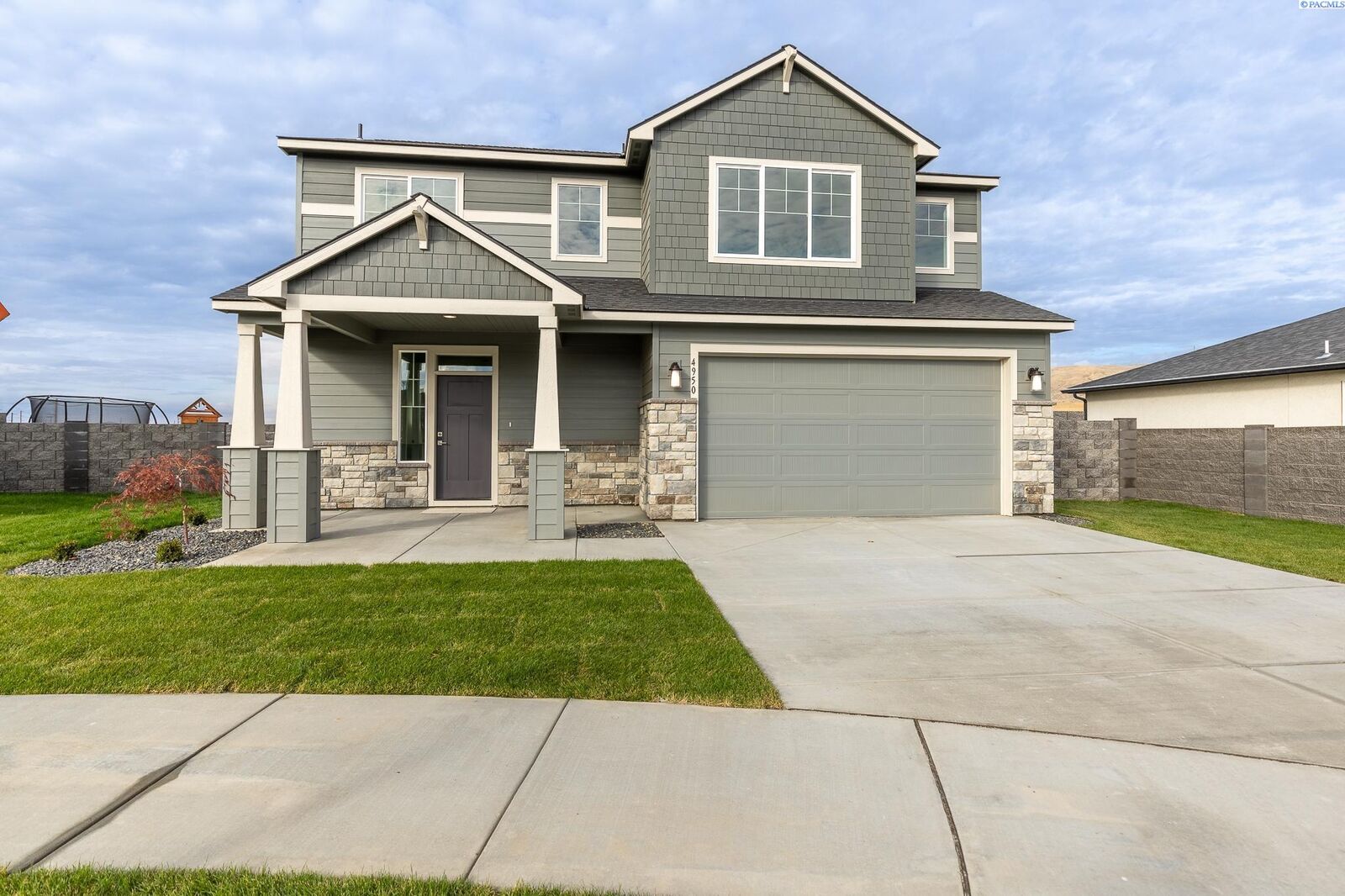 Property Photo:  4950 White Dr.  WA 99352 