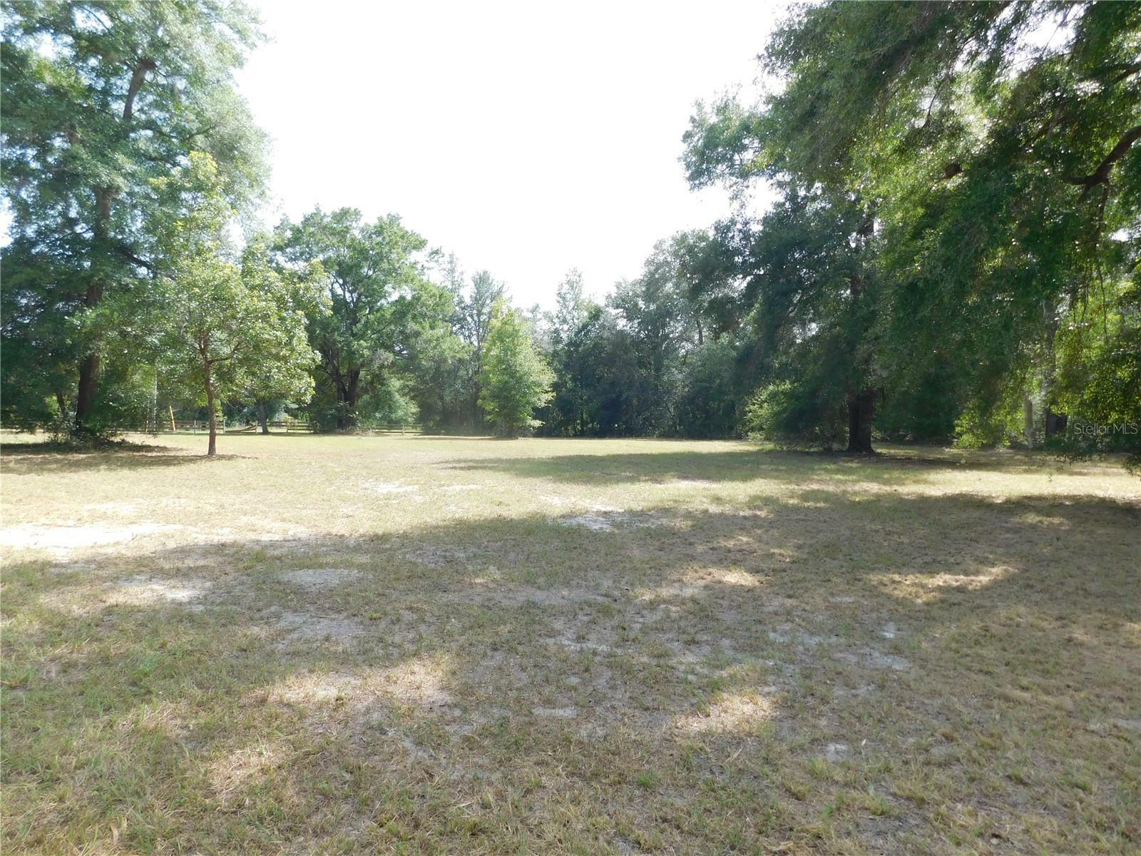 Property Photo:  847 SW Applewood Glen  FL 32038 