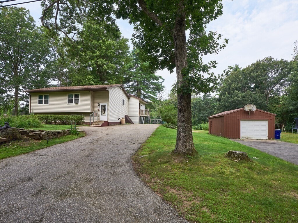 Property Photo:  428 Keys Rd  MA 01083 