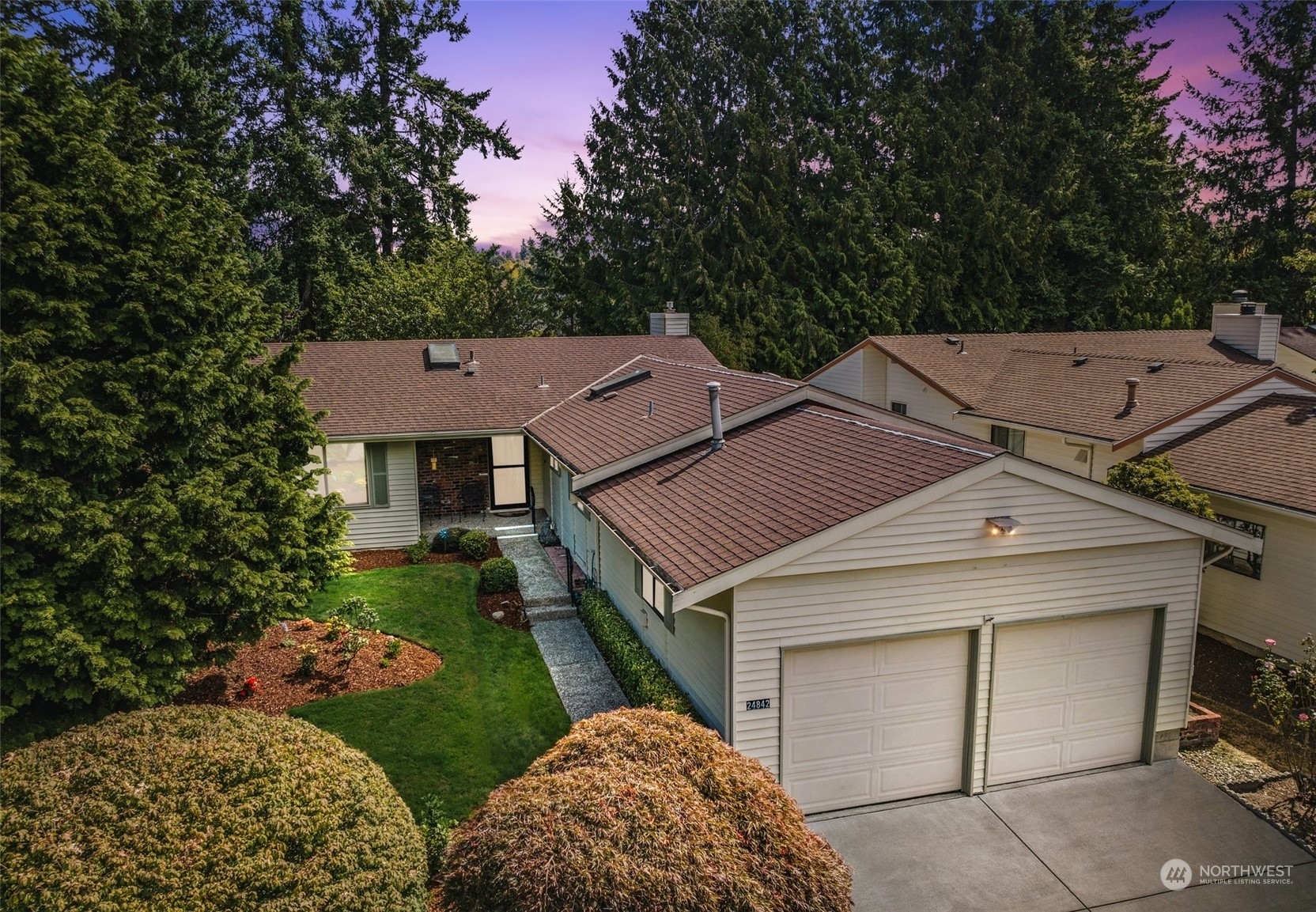 Property Photo: 24842 13th Avenue S WA 98198