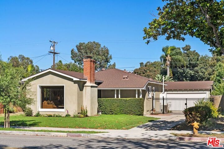 2932   Magnolia Ave  Long Beach CA 90806 photo