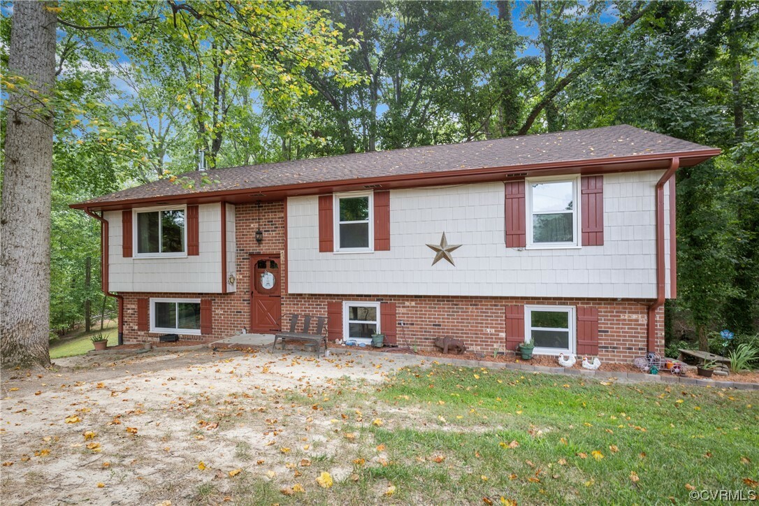 Property Photo:  2700 Windsor Court  VA 23875 