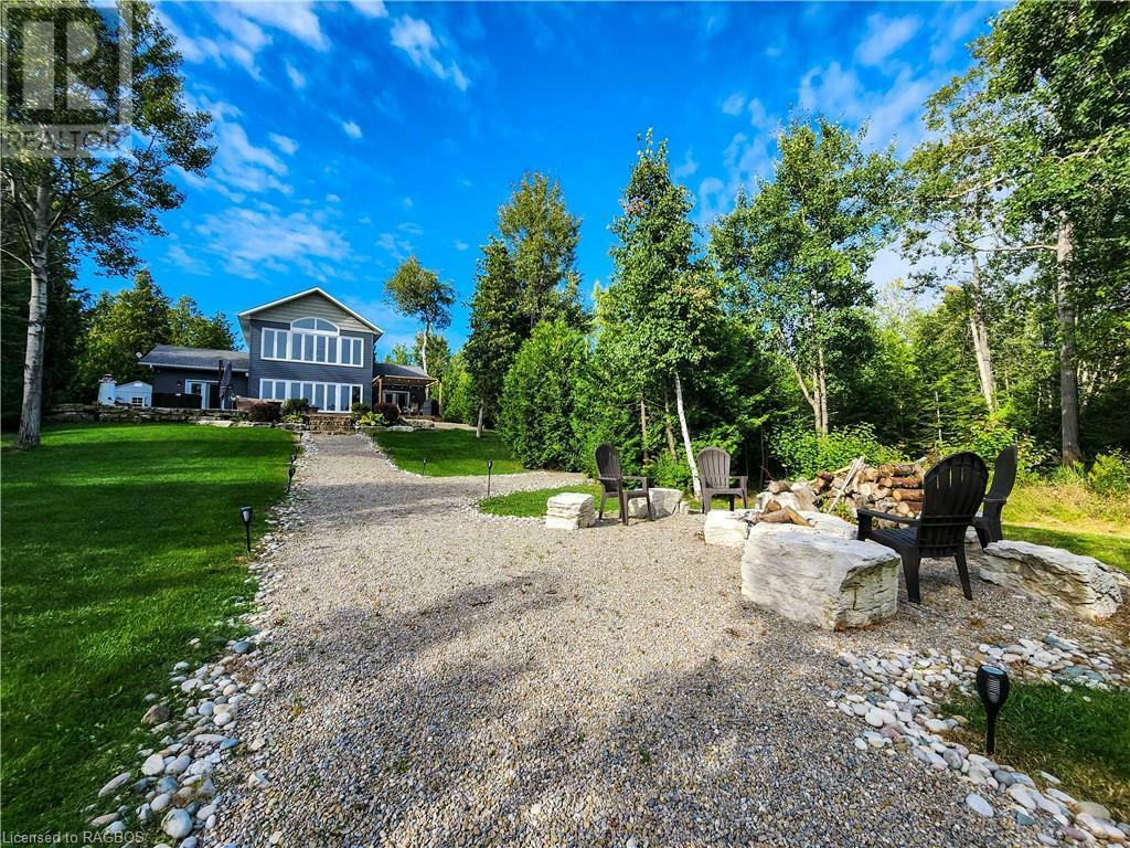 Property Photo: 105 Devil'S Glen Road ON N0H2T0