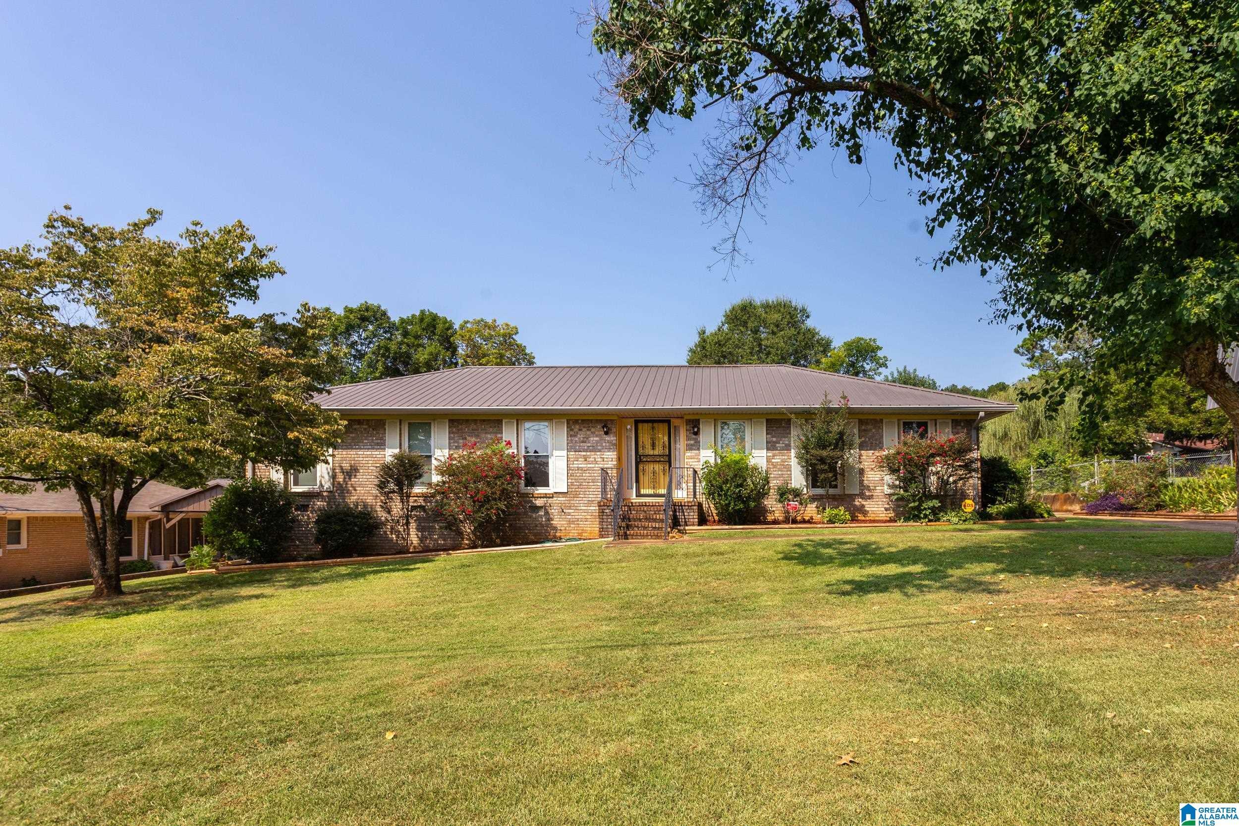 Property Photo: 210 Bedford Drive AL 36207
