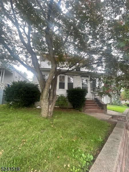 Property Photo:  327 Linden Ave  NJ 07065 