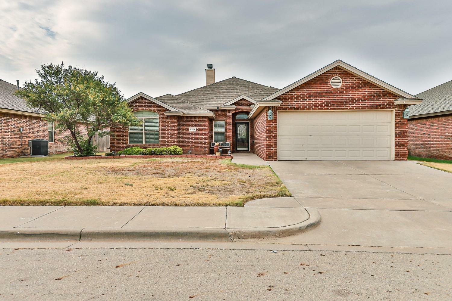 6209 101st Street  Lubbock TX 79424 photo