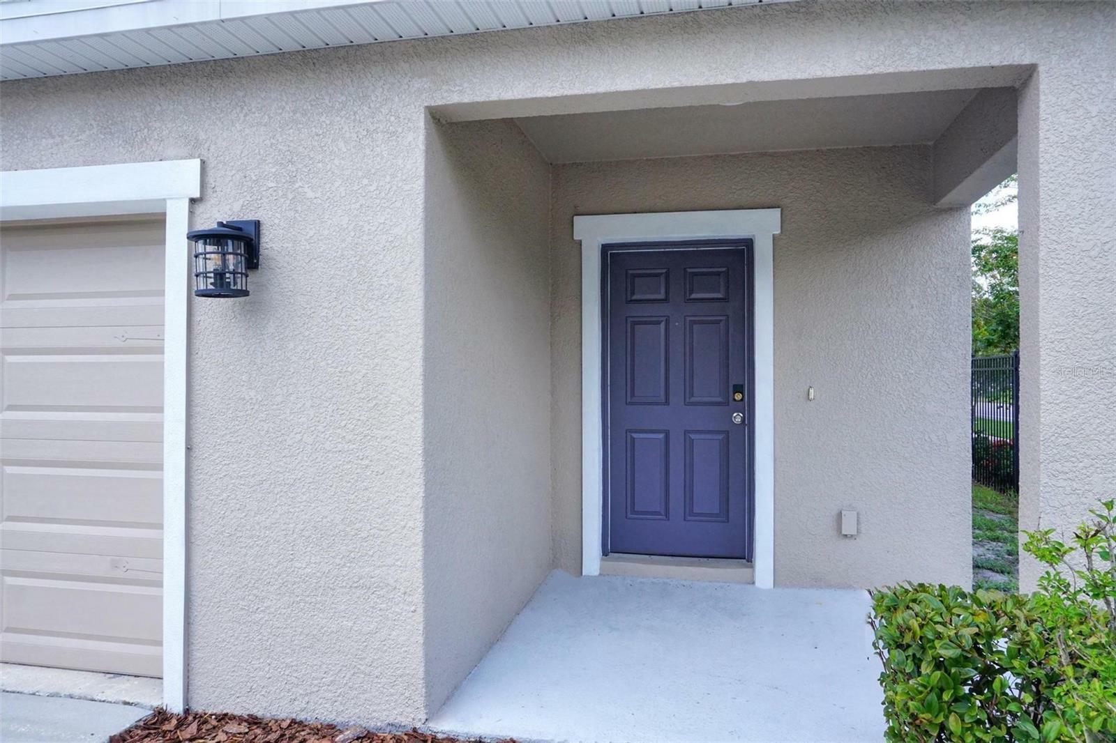 Property Photo:  13828 Harvestwood Lane  FL 33569 
