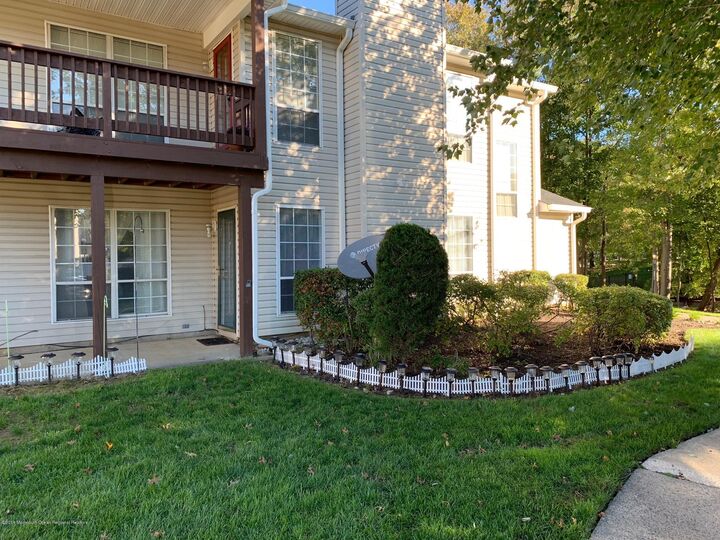 143 Tanglewood Place  Morganville NJ 07751 photo