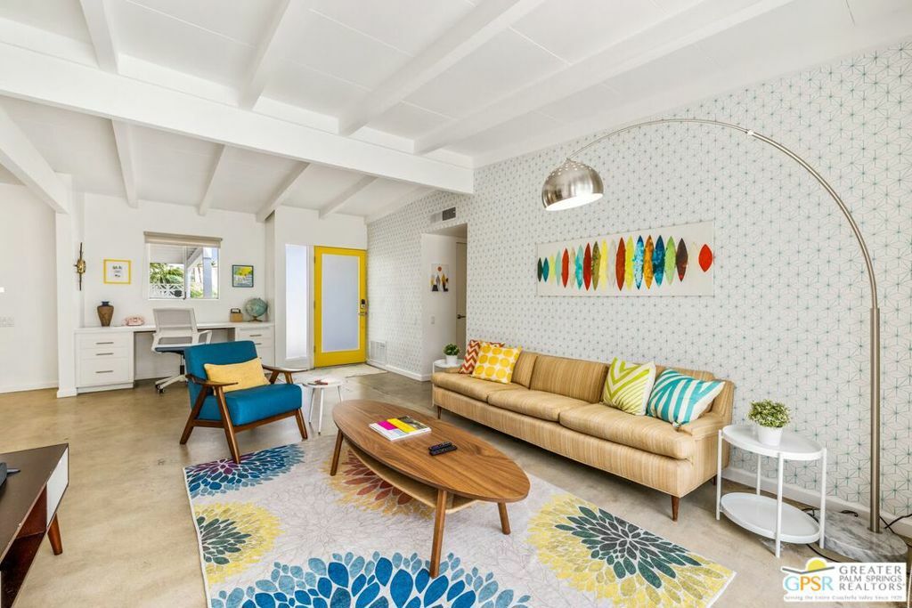 Property Photo: 74120 Parosella Street CA 92260