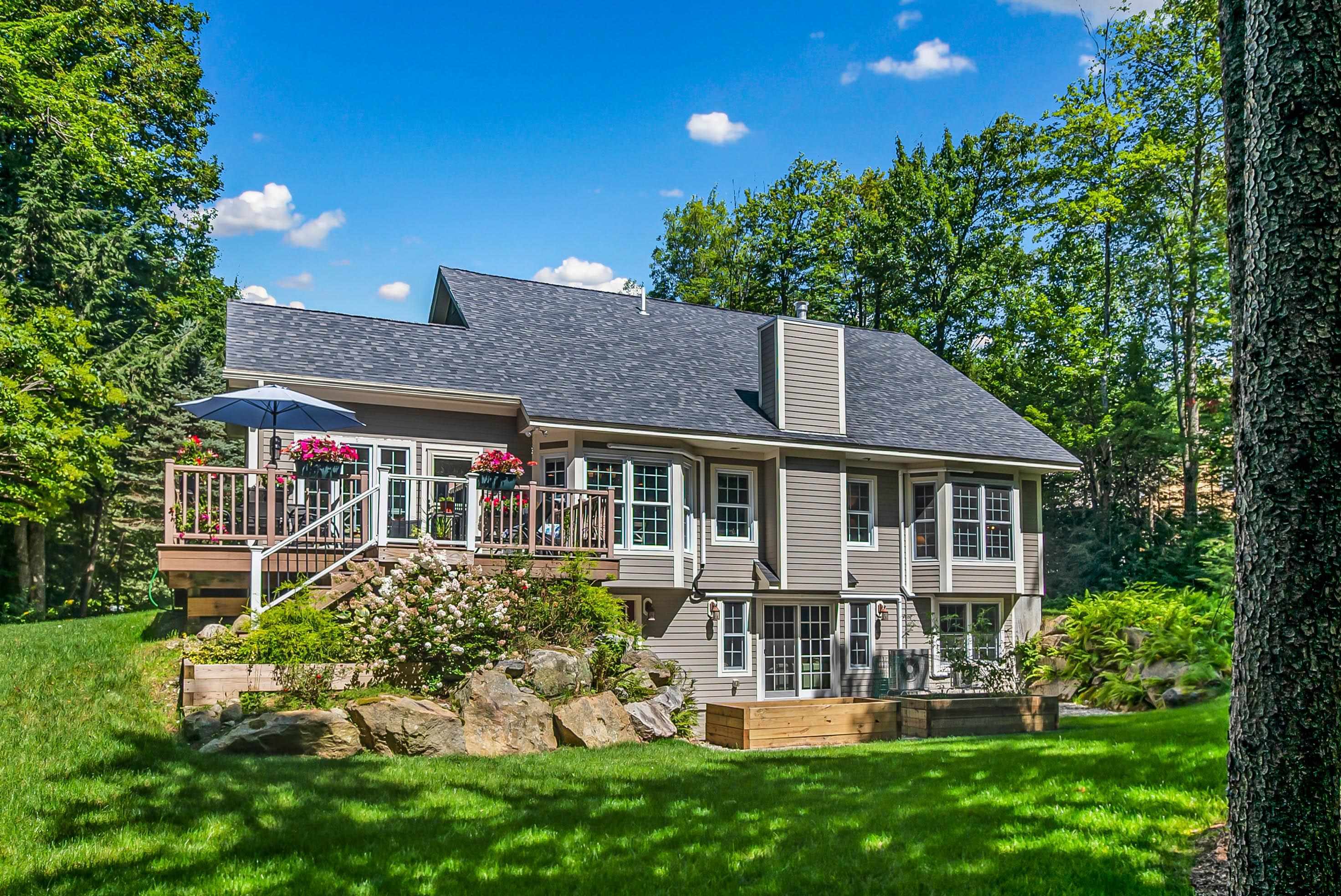 124 Spruce Lane  New London NH 03257 photo