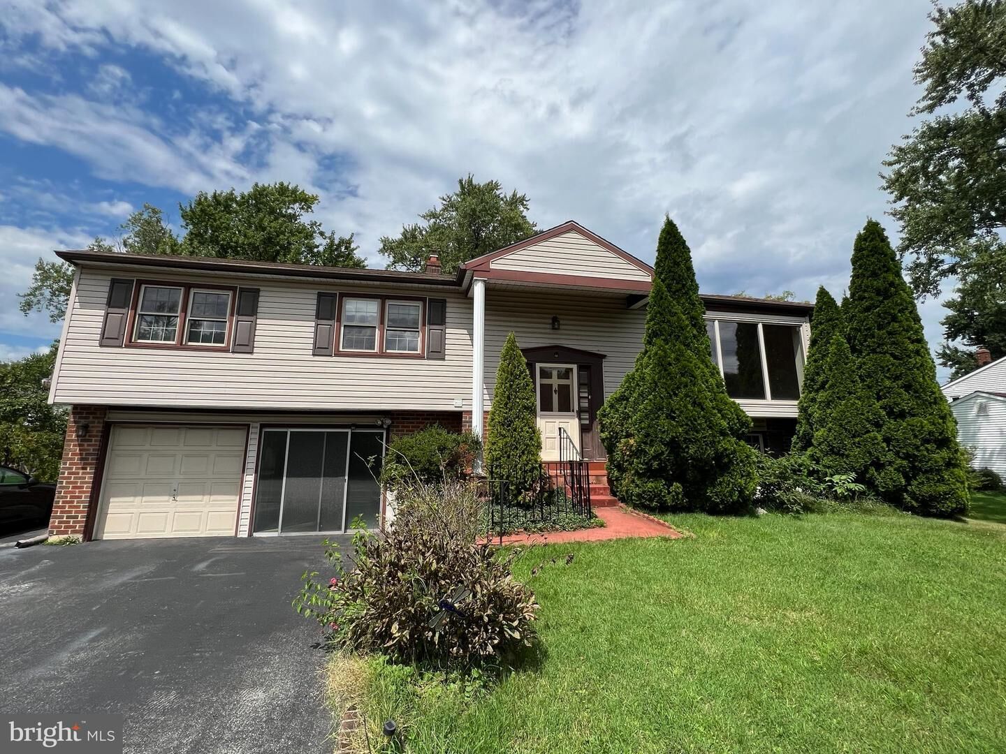 Property Photo:  3303 Silverside Road  DE 19810 