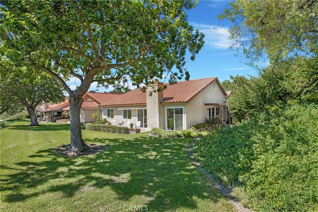 Property Photo:  23686 Ribalta  CA 92692 