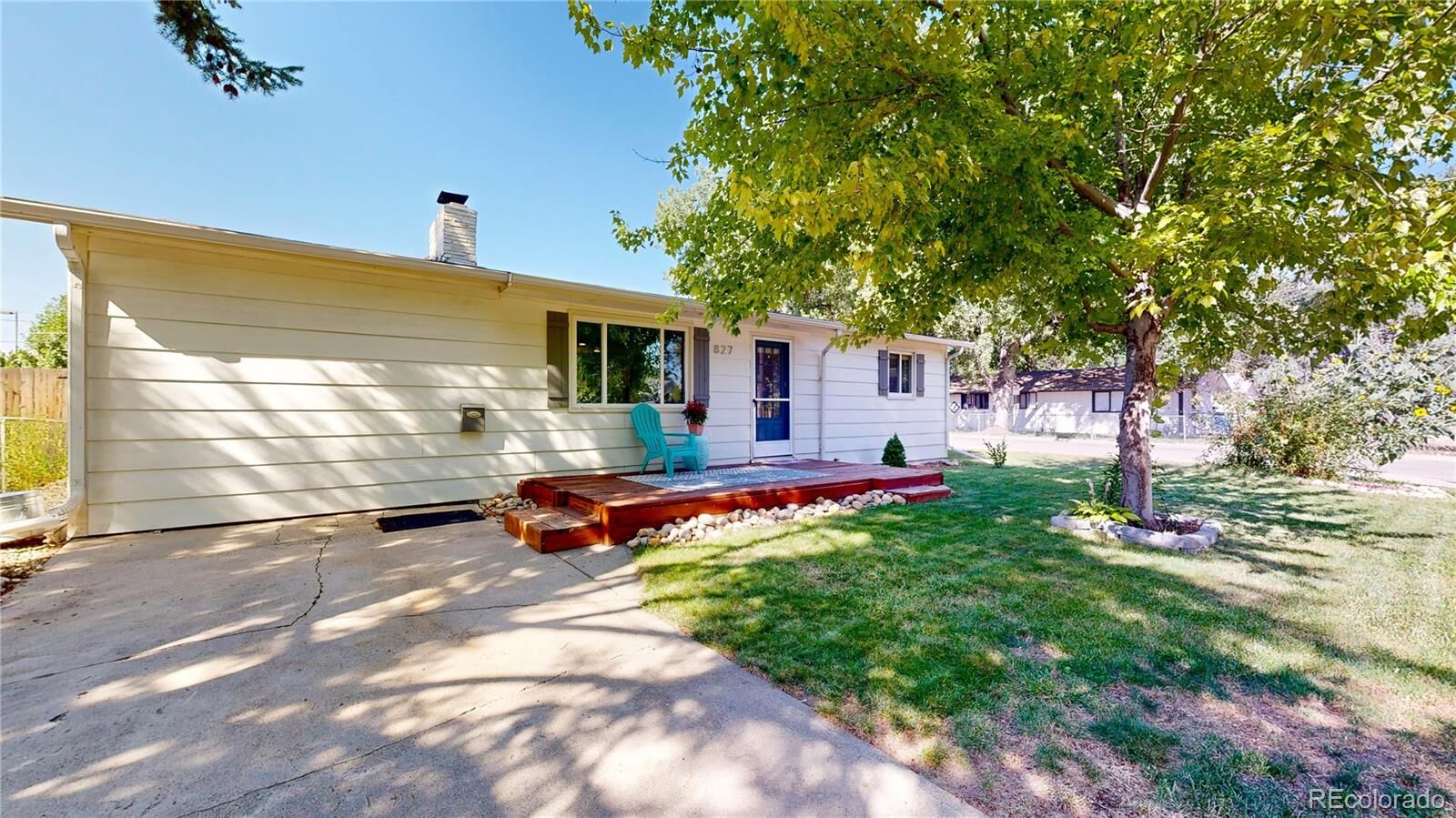 Property Photo:  827 E 8th Street  CO 80537 