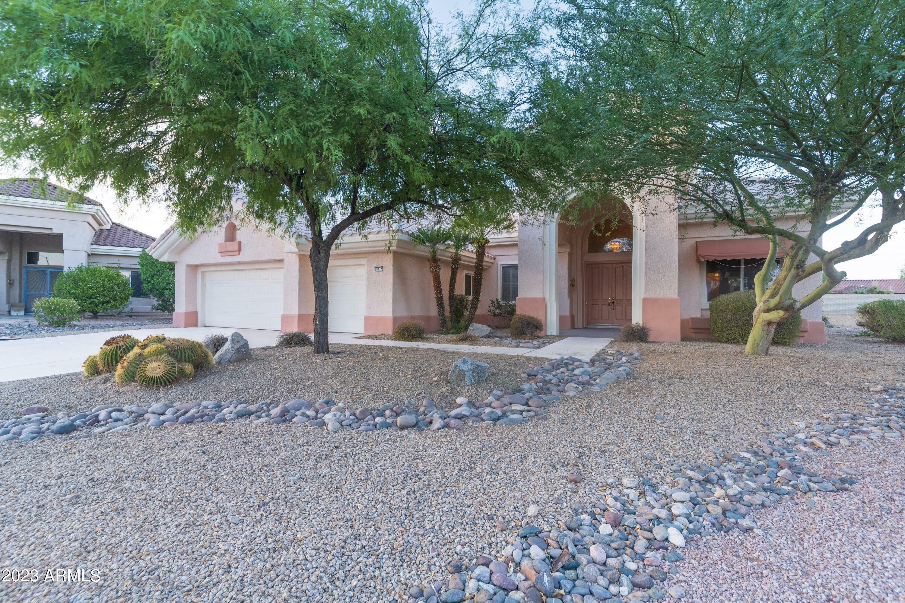 Property Photo:  16012 W Heritage Drive  AZ 85375 