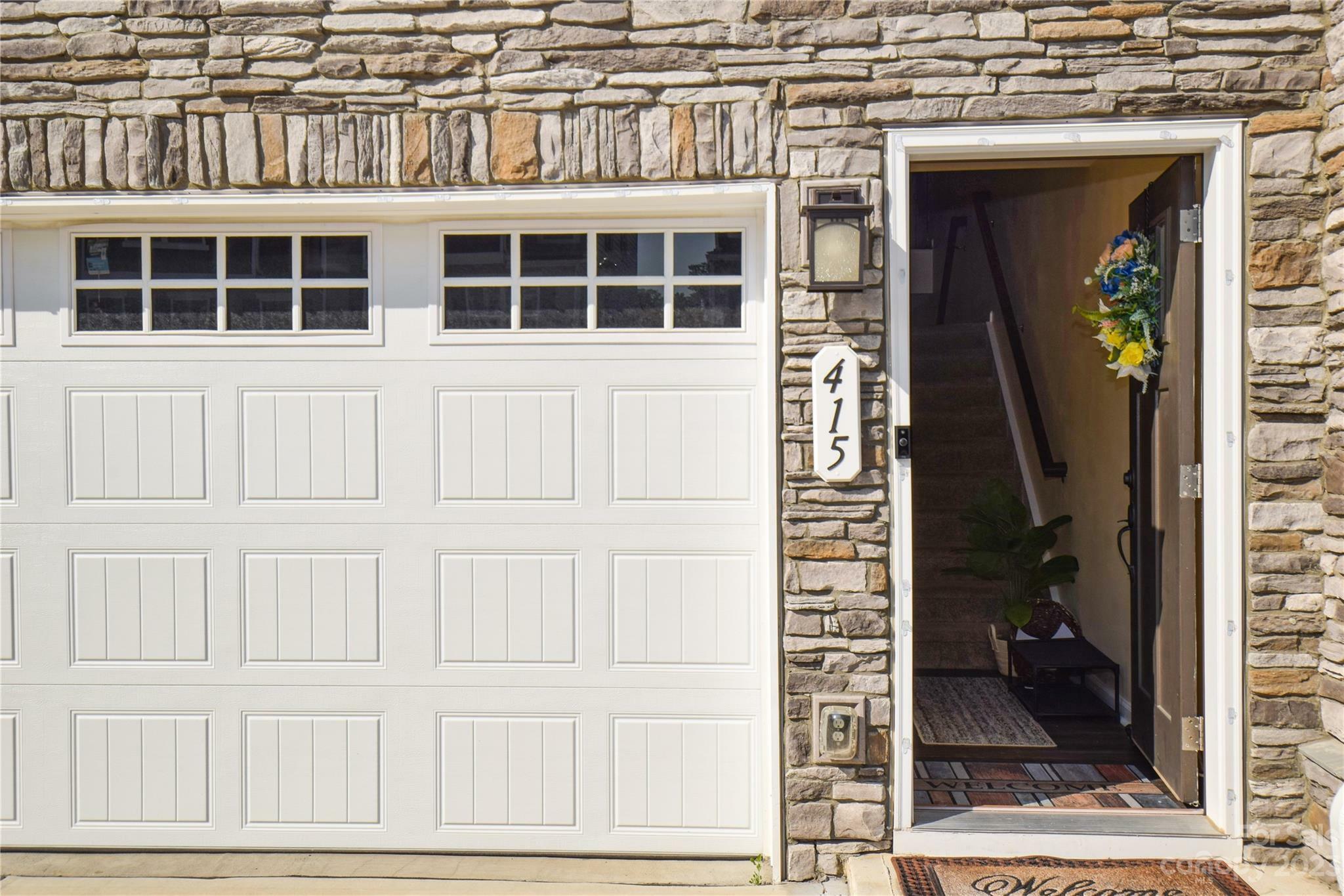Property Photo: 415 Lahinch Drive SC 29708
