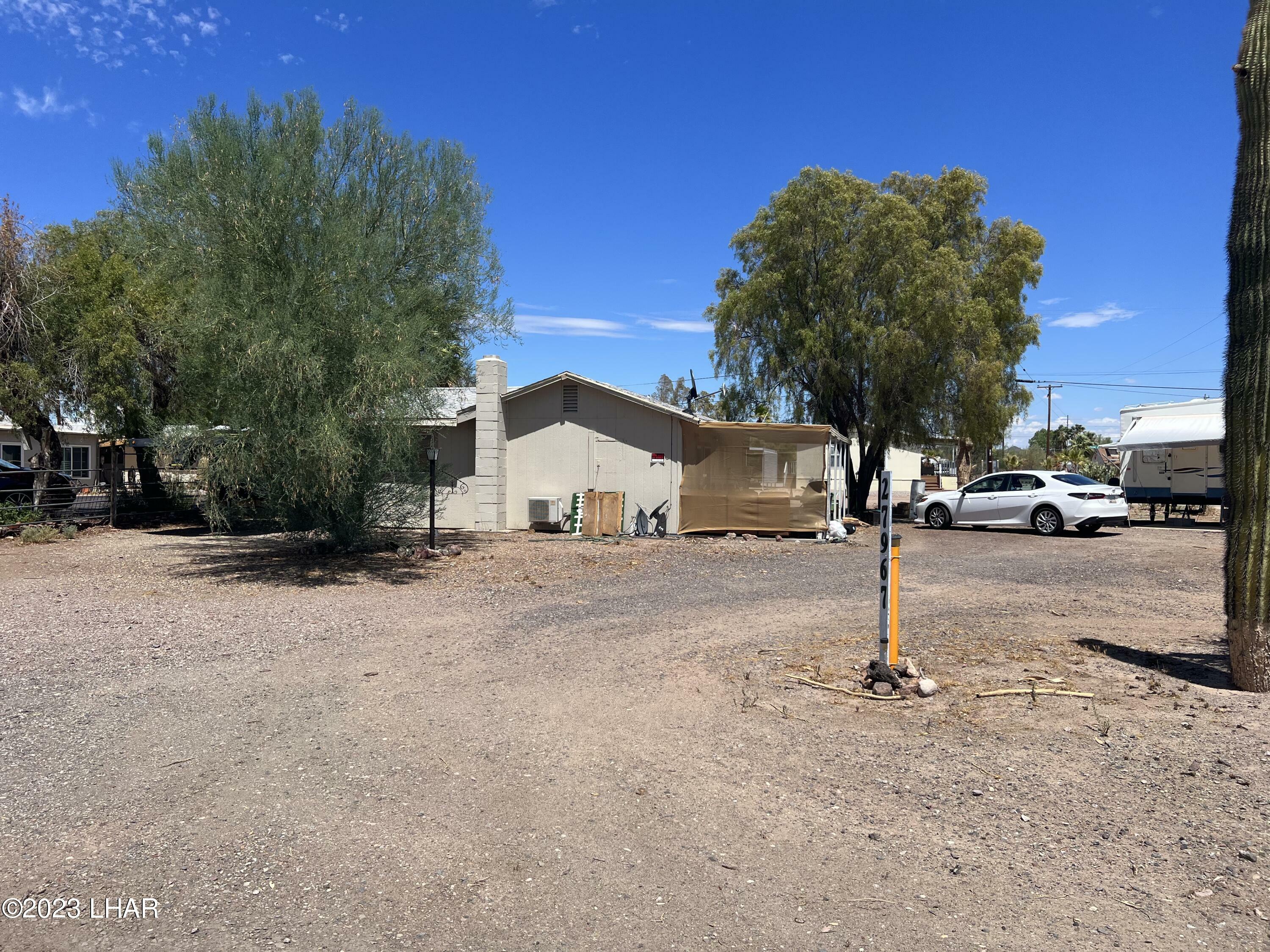 Property Photo:  27967 Norris Ave  AZ 85325 