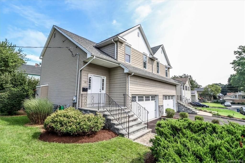 Property Photo: 40 Corinthian Avenue CT 06615