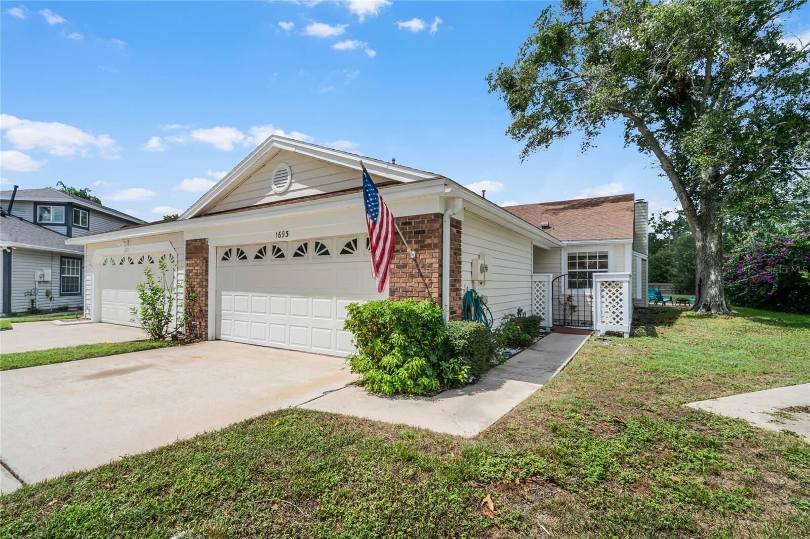 Property Photo:  1693 Torrington Circle  FL 32750 
