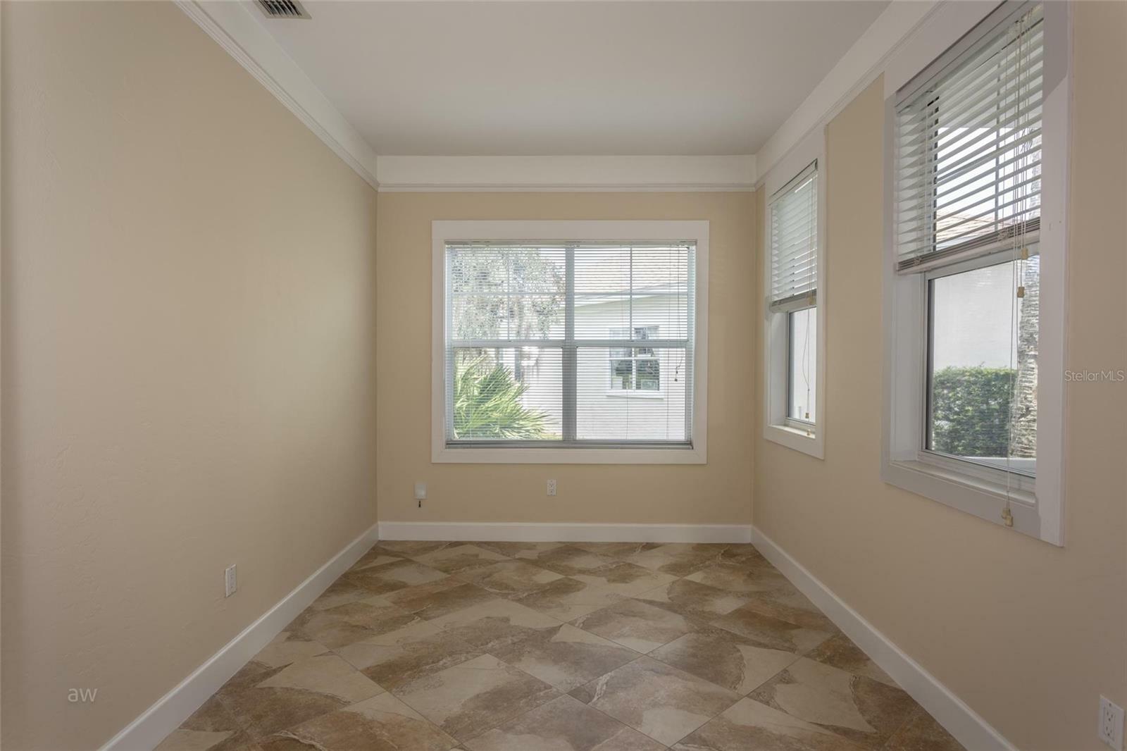 Property Photo:  18 Flamingo Court  FL 32137 