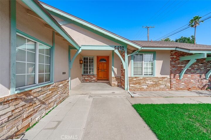 Property Photo:  9492 Alderbury Street  CA 90630 
