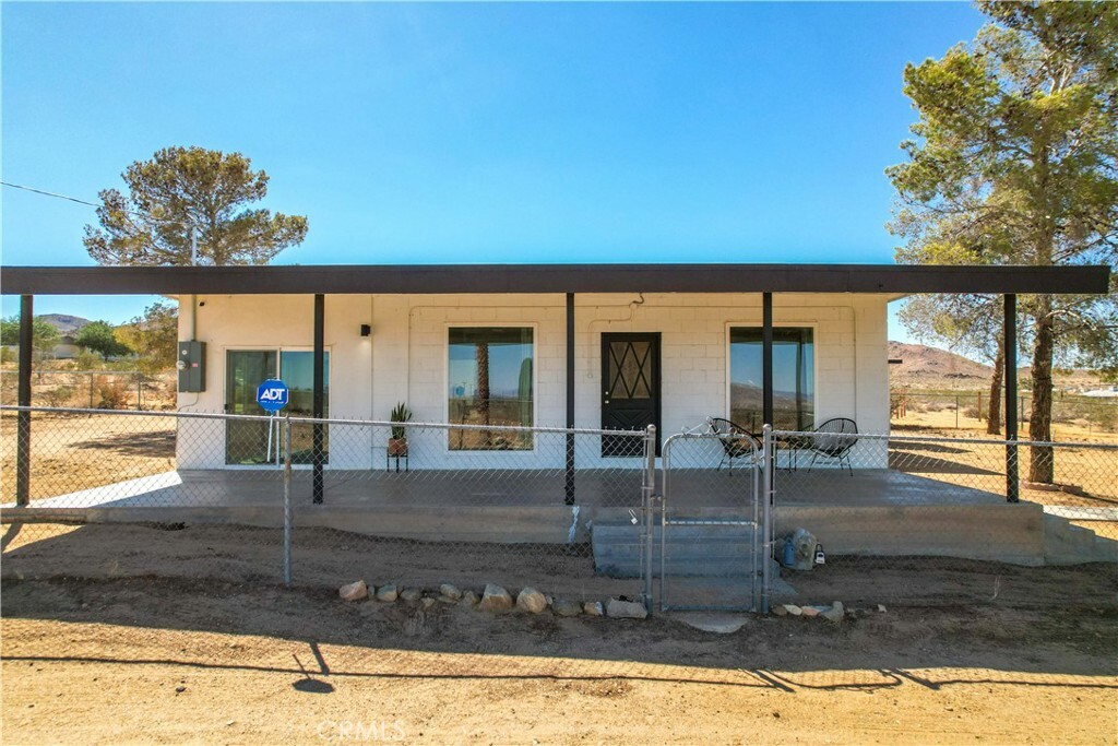 Property Photo:  55674 Jesse Road  CA 92285 