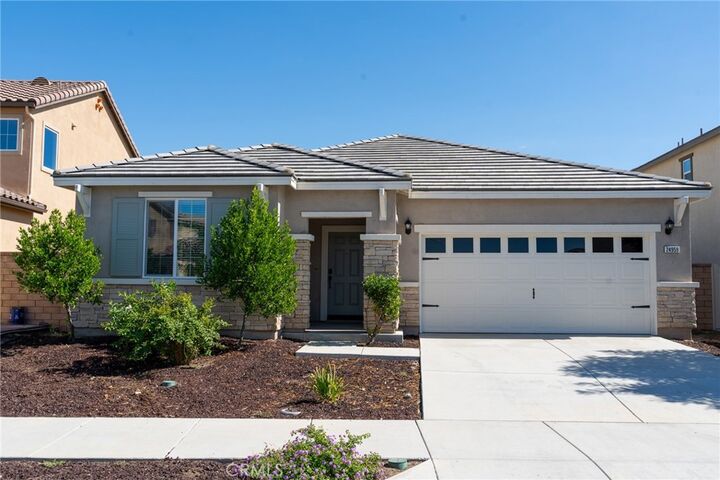 Property Photo:  24959 Bridlewood Circle  CA 92584 