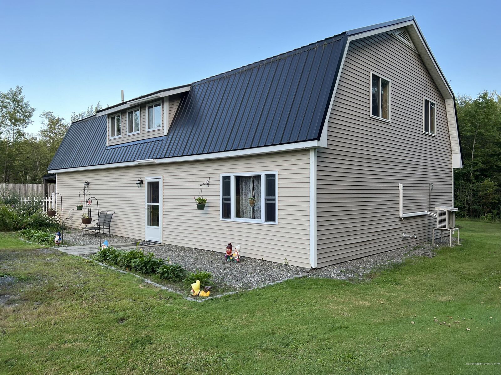 Property Photo: 422 Corinth Road ME 04449