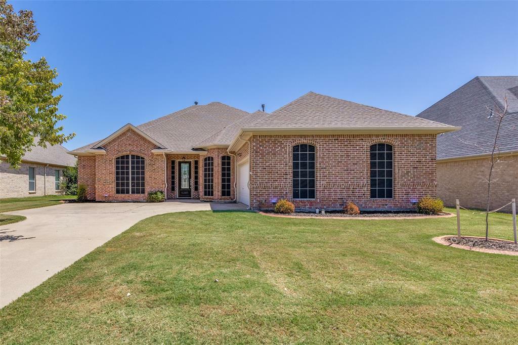 Property Photo:  1008 Belmont Drive  TX 76060 