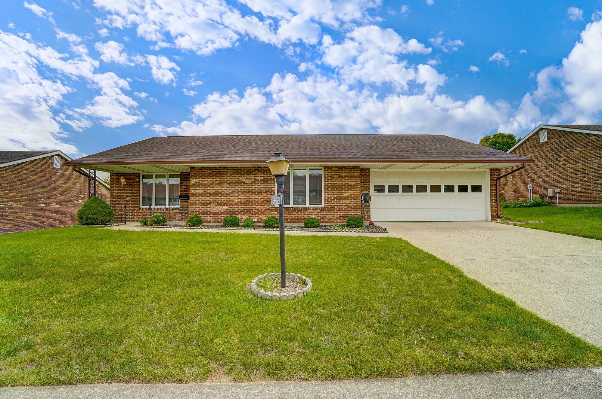 Property Photo:  1141 Lindsey Road  OH 45503 