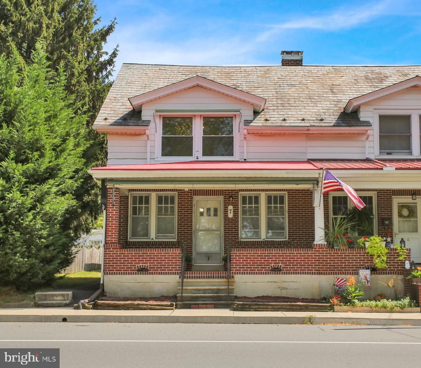 Property Photo:  7 Fleetwood Avenue  PA 19522 