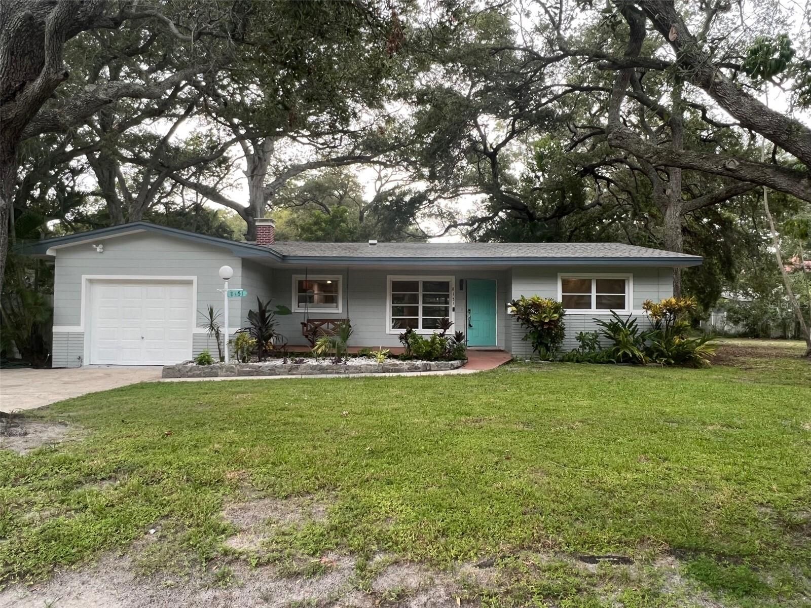 Property Photo: 8151 26th Avenue N FL 33710