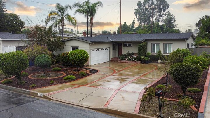 702 W Carter Drive  Glendora CA 91740 photo